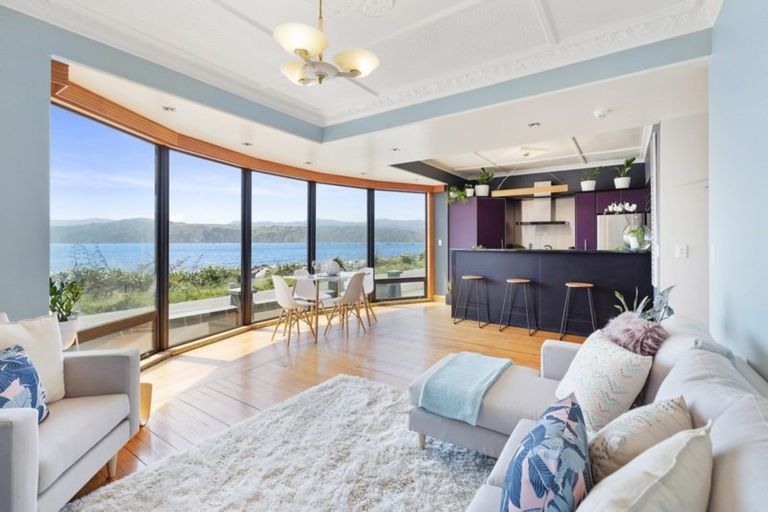 Photo of property in 167 Breaker Bay Road, Breaker Bay, Wellington, 6022