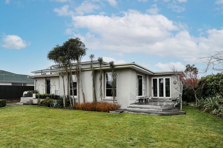 Photo of property in 22 Cruickshank Crescent, Rosedale, Invercargill, 9810