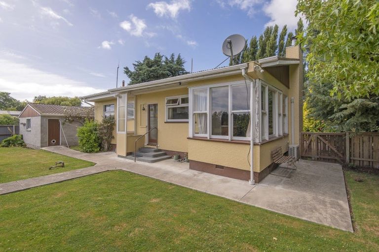 Photo of property in 37 Mcsaveneys Road, Marshland, Christchurch, 8051