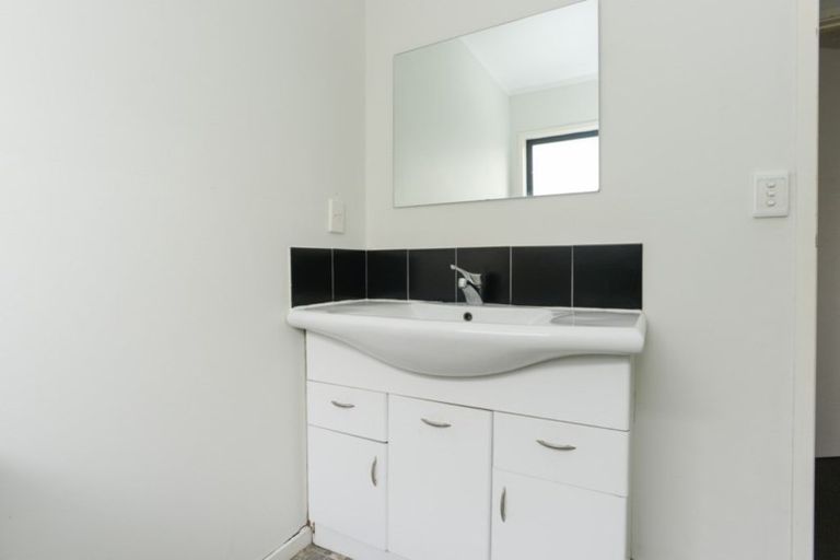 Photo of property in 114 Duchess Crescent, Mayfair, Hastings, 4122