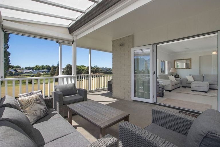 Photo of property in 56 Links View Drive, Omokoroa, 3114