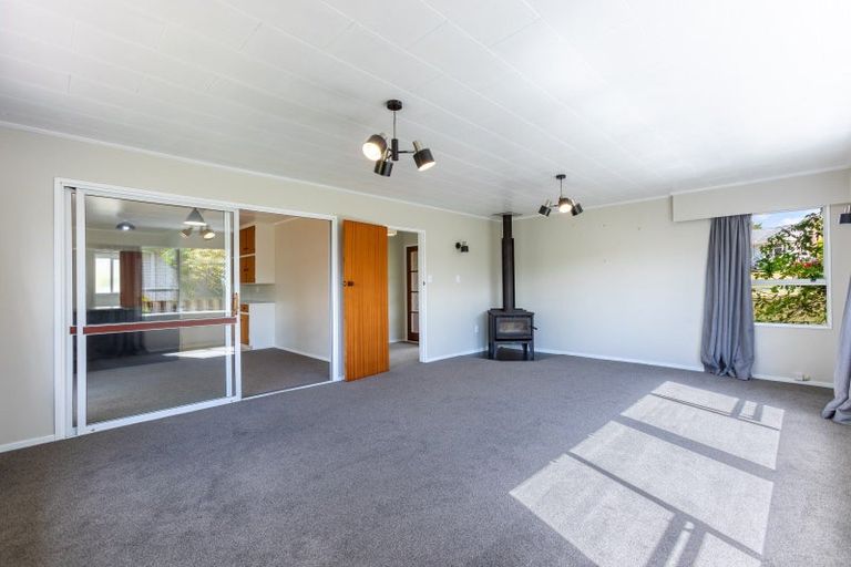 Photo of property in 41 Atkinson Street, Woodville, 4920