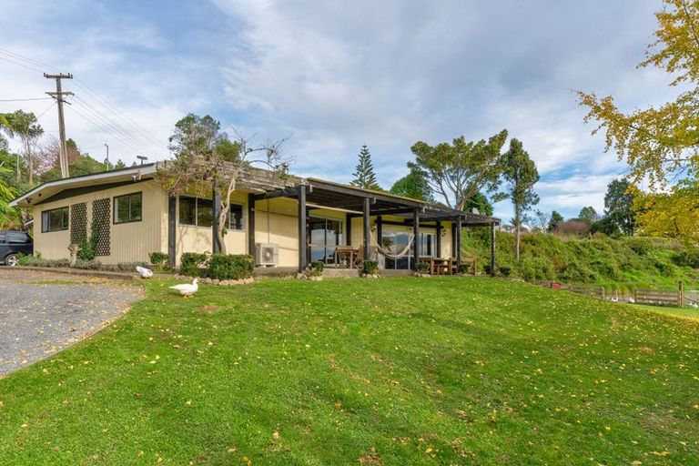 Photo of property in 169 Ringawhati Road, Otaki, 5583