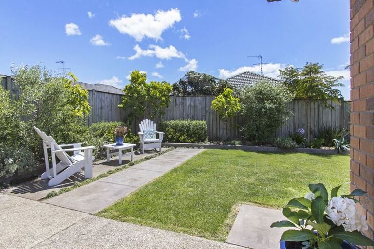 Photo of property in 13 Franshell Crescent, East Tamaki, Auckland, 2013