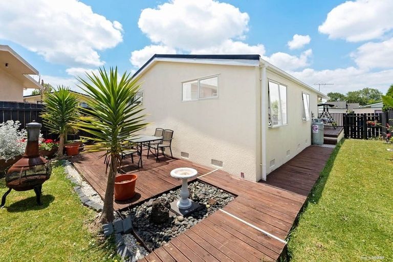 Photo of property in 22 Clover Drive, Henderson, Auckland, 0610