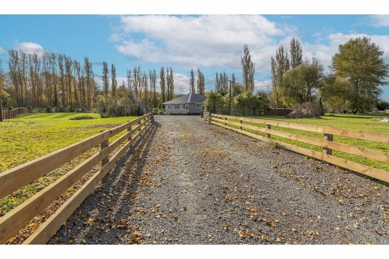 Photo of property in 101 Kainga Road, Kainga, Christchurch, 8083