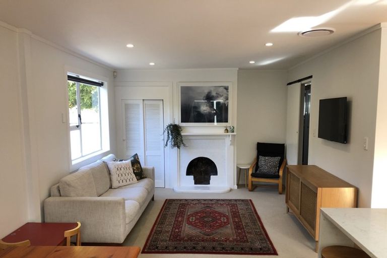 Photo of property in 9 Hazel Avenue, Mount Roskill, Auckland, 1041