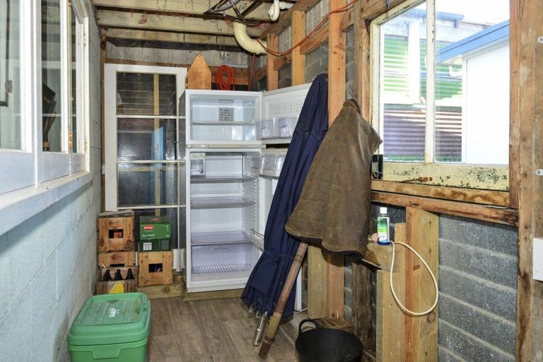 Photo of property in 73 Fortescue Street, Mahia, Nuhaka, 4198