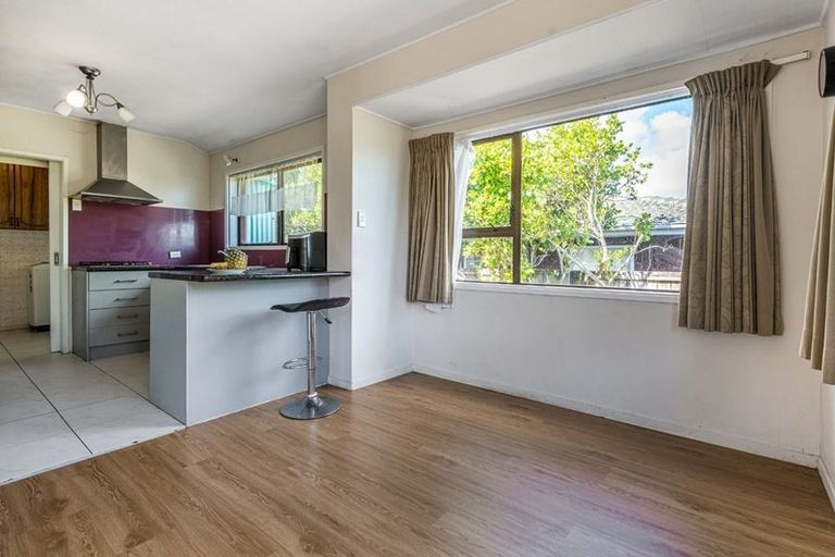 Photo of property in 36 Maugham Drive, Bucklands Beach, Auckland, 2014