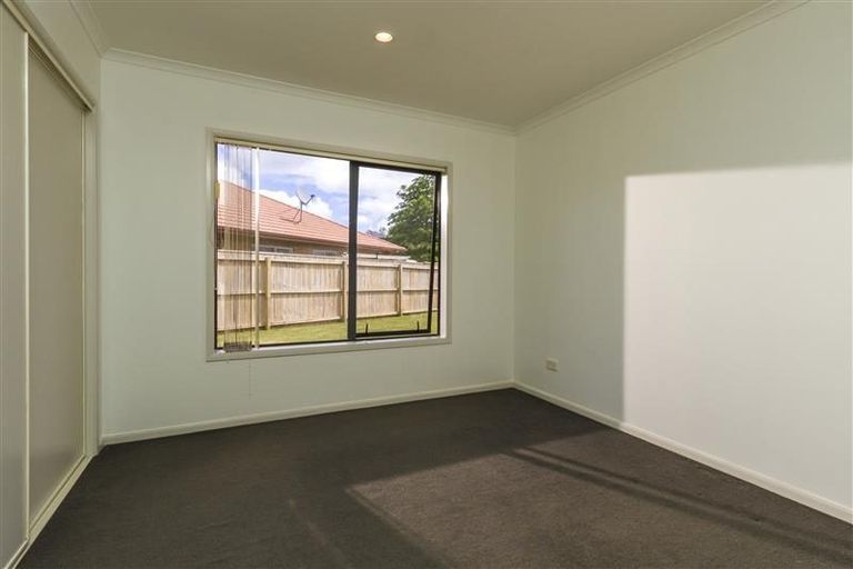 Photo of property in 66 Wattle Farm Road, Wattle Downs, Auckland, 2103