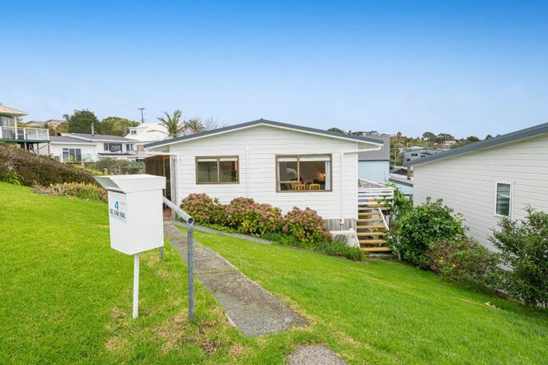 Photo of property in 4 Fidelis Avenue, Snells Beach, 0920