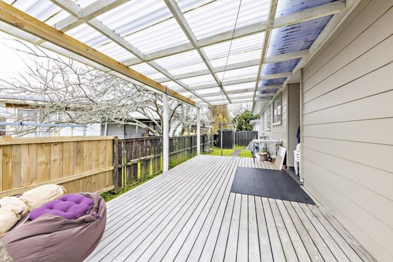 Photo of property in 1/13 Mon Desir Place, Manurewa, Auckland, 2102