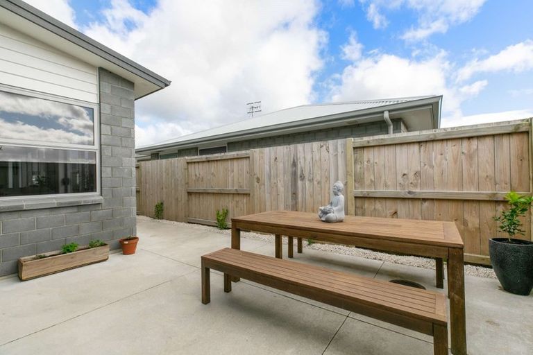 Photo of property in 21 Saddlers Way, Papamoa, 3118