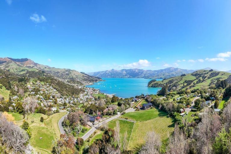Photo of property in 8 Woodills Road, Akaroa, 7520