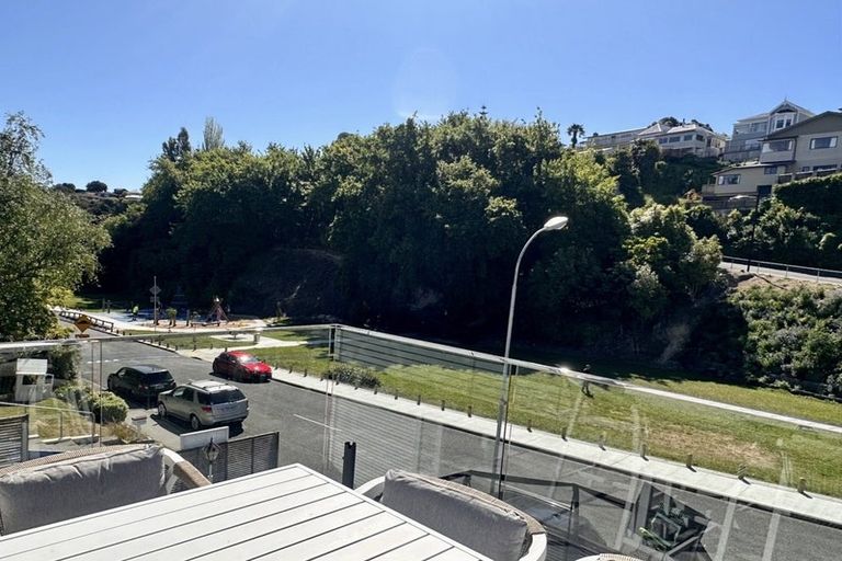 Photo of property in 73 Faraday Street, Hospital Hill, Napier, 4110