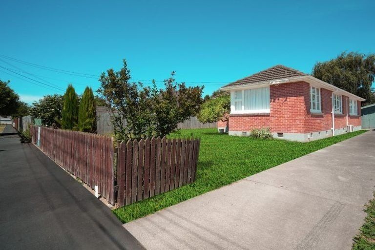 Photo of property in 18 Orontes Street, Shirley, Christchurch, 8013