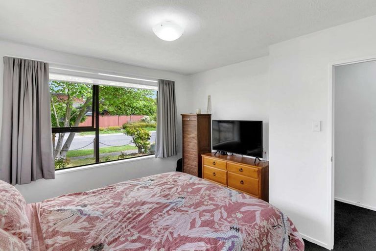 Photo of property in 1/42 Briarmont Street, Avondale, Christchurch, 8061