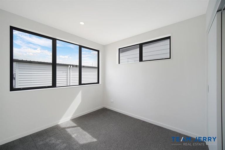Photo of property in 35 Survila Street, Papakura, 2110