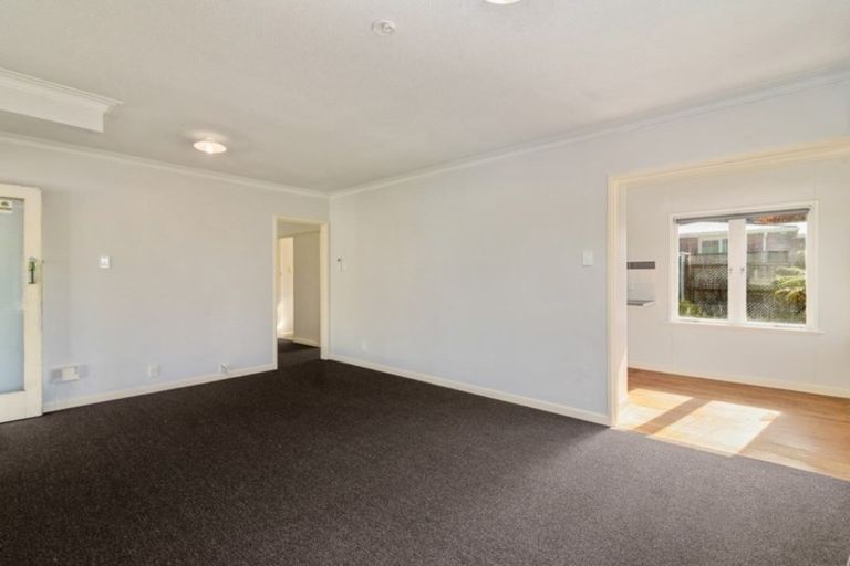 Photo of property in 2 Park Road, Western Heights, Rotorua, 3015