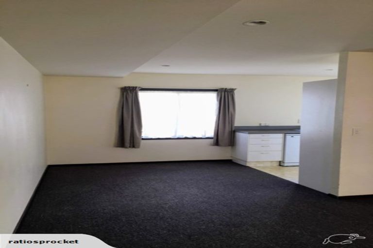 Photo of property in 14/240 The Terrace, Wellington Central, Wellington, 6011