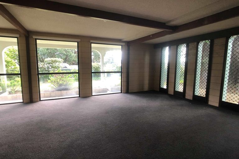 Photo of property in 71 Esplanade, Kaiti, Gisborne, 4010