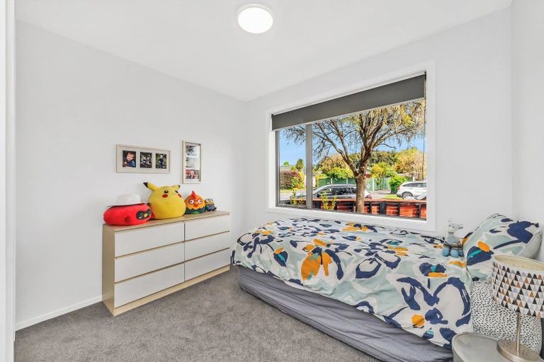 Photo of property in 17 Pahau Place, Cracroft, Christchurch, 8025