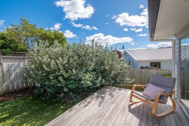 Photo of property in 14 Protea Drive, Cable Bay, 0420