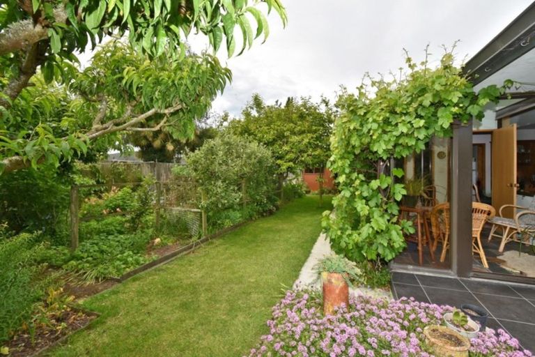 Photo of property in 6 Loftus Street, Papanui, Christchurch, 8053