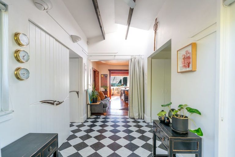 Photo of property in 134 The Parade, Paekakariki, 5034