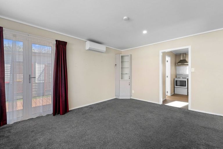 Photo of property in 28 Koutu Road, Koutu, Rotorua, 3010