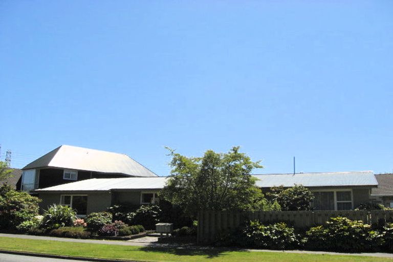 Photo of property in 34 Arlington Street, Burnside, Christchurch, 8053