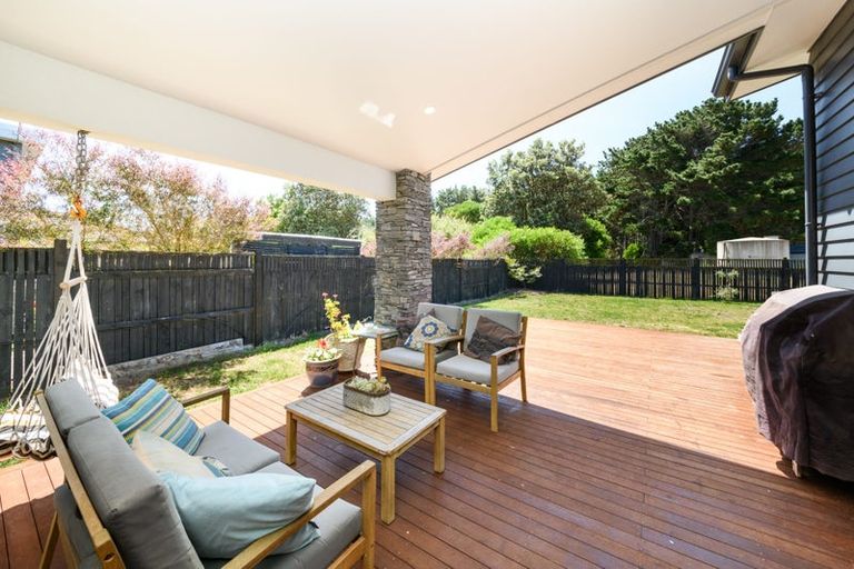 Photo of property in 28 Sandown Avenue, Himatangi Beach, Foxton, 4891