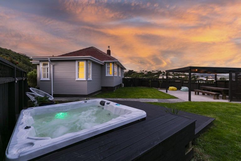 Photo of property in 173 Broderick Road, Johnsonville, Wellington, 6037