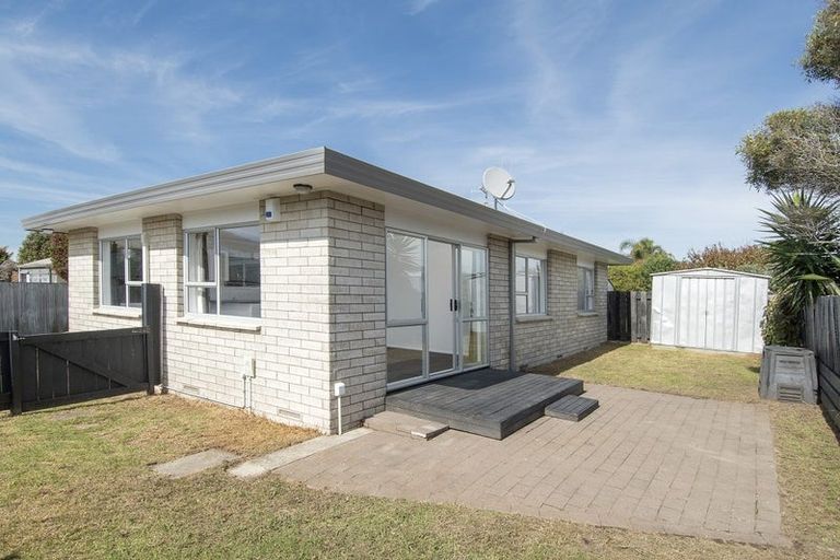 Photo of property in 2a Moorea Place, Mount Maunganui, 3116