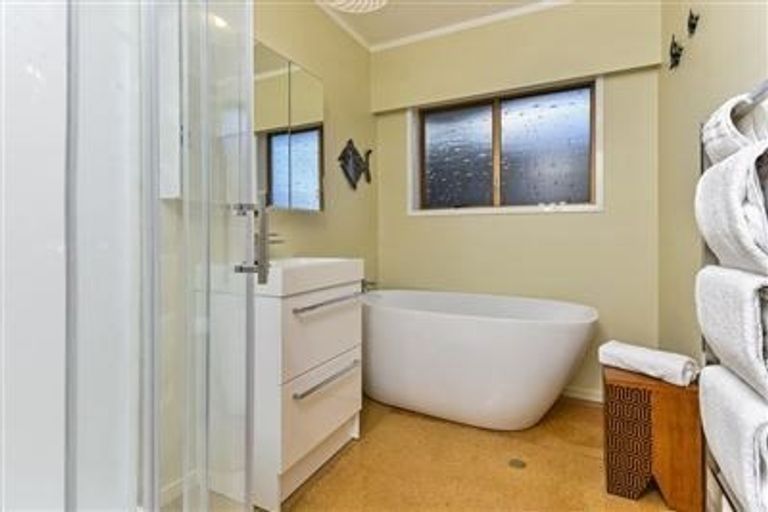 Photo of property in 16b Sydney Street, Hauraki, Auckland, 0622