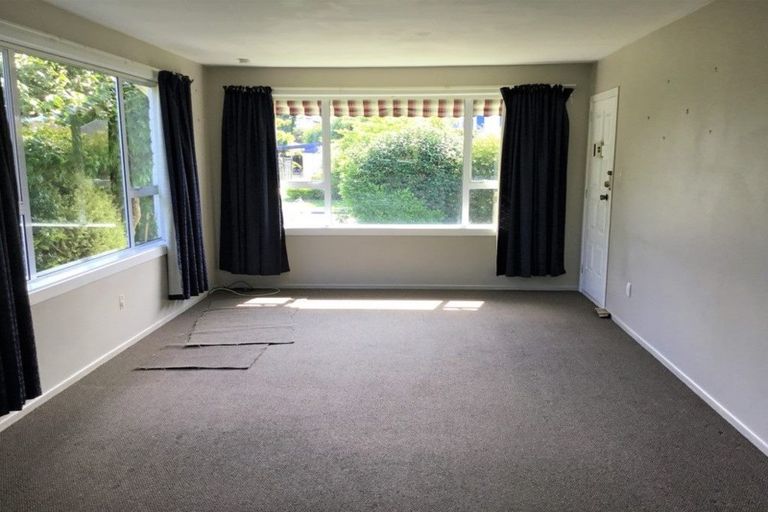 Photo of property in 30 Gladson Avenue, Sockburn, Christchurch, 8042