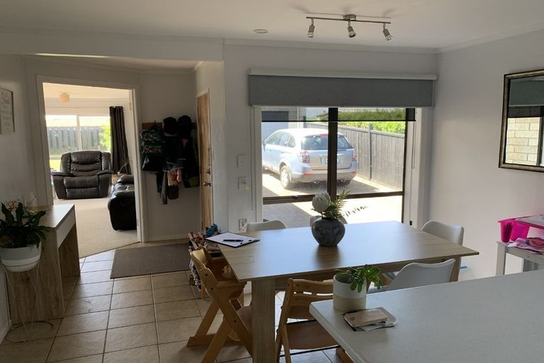 Photo of property in 70 Pohutukawa Drive, Pukete, Hamilton, 3200