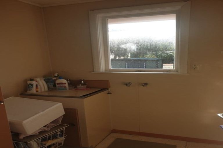 Photo of property in 25b Brasell Street, Fairfield, Lower Hutt, 5011