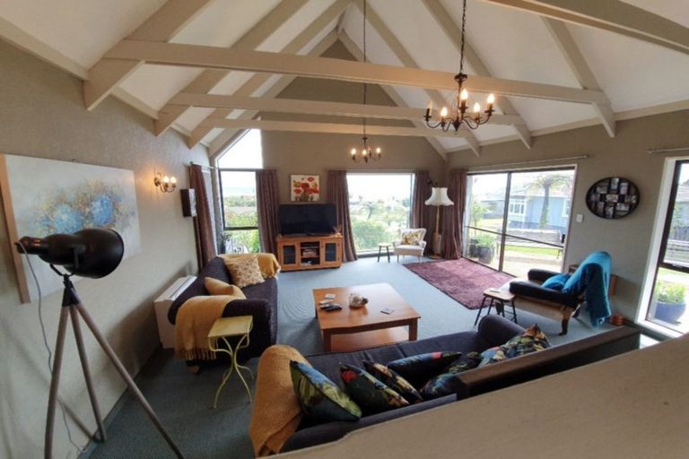 Photo of property in 13 Nolan Crescent, Karoro, Greymouth, 7805