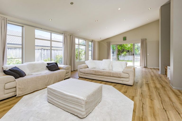 Photo of property in 50 Coachman Drive, Flat Bush, Auckland, 2016