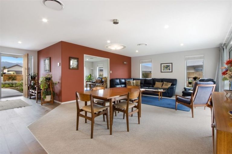 Photo of property in 14 Nolan Place, Katikati, 3129