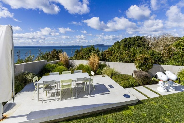 Photo of property in 19 Brighton Terrace, Mairangi Bay, Auckland, 0630