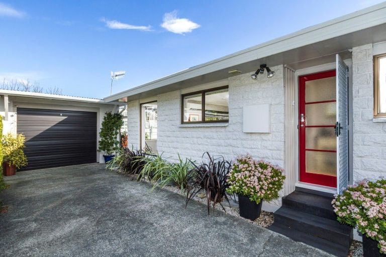 Photo of property in 2/74 Cambria Street, The Wood, Nelson, 7010