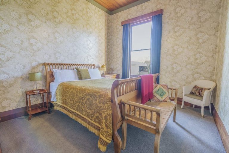Photo of property in 3 Castle Street, Riverton/aparima, Riverton, 9822