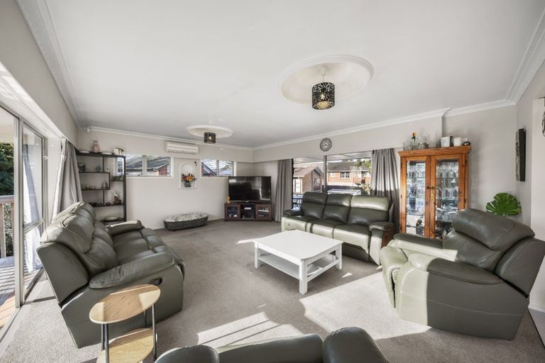 Photo of property in 19 Lochinver Road, Papatoetoe, Auckland, 2025