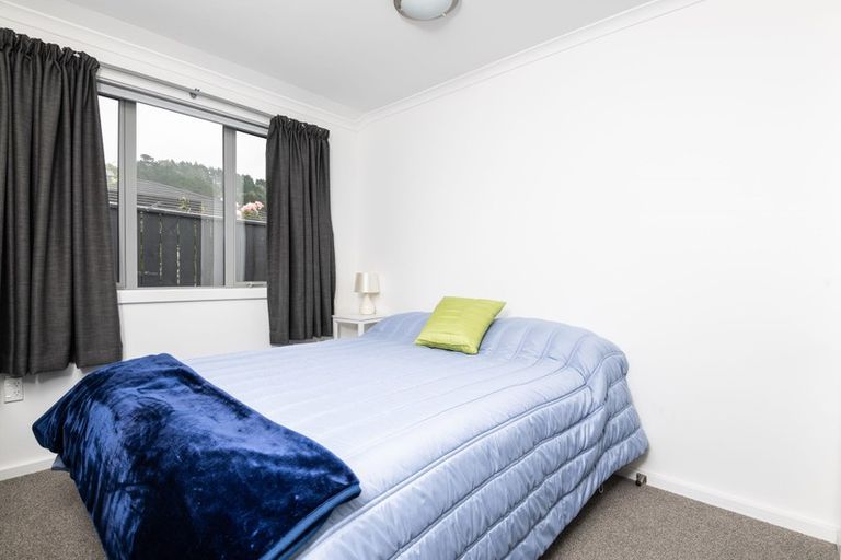 Photo of property in 17a Beauchamp Street, Tawa, Wellington, 5028