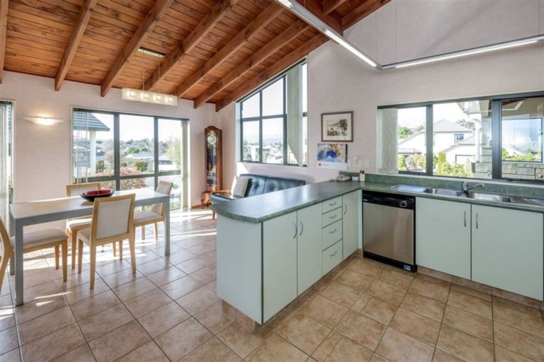 Photo of property in 11 Claremont Rise, Levin, 5510