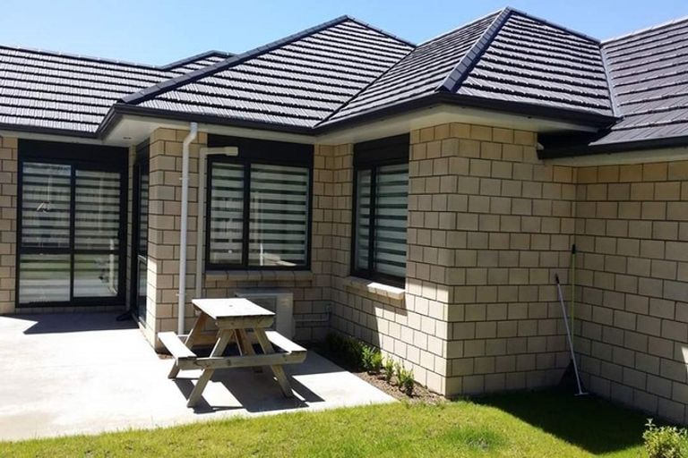 Photo of property in 8 Northbrook Glen, Flagstaff, Hamilton, 3210