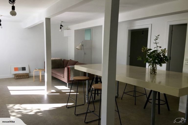 Photo of property in 32 Aro Street, Aro Valley, Wellington, 6021