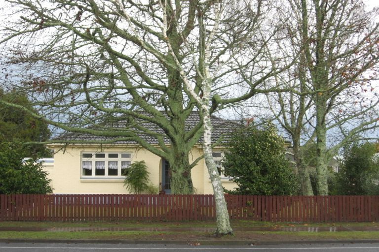 Photo of property in 74 Te Aroha Street, Hamilton East, Hamilton, 3216